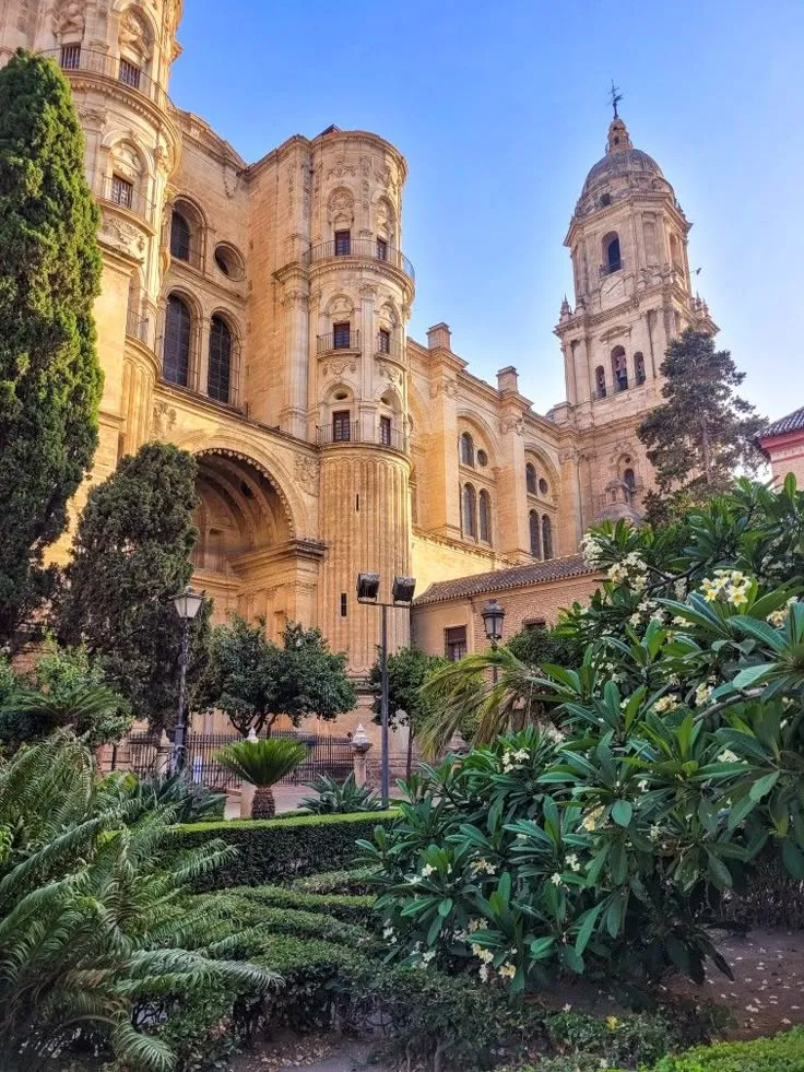 The gardens beside Málaga Cathedral