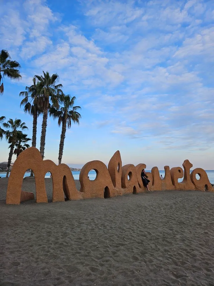 La Malagueta, On the sand
